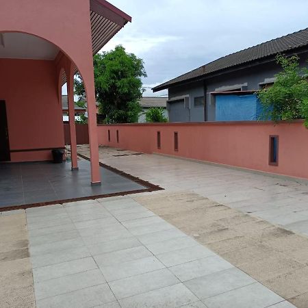 Bj Villa Homestay Kuala Terengganu Eksteriør billede