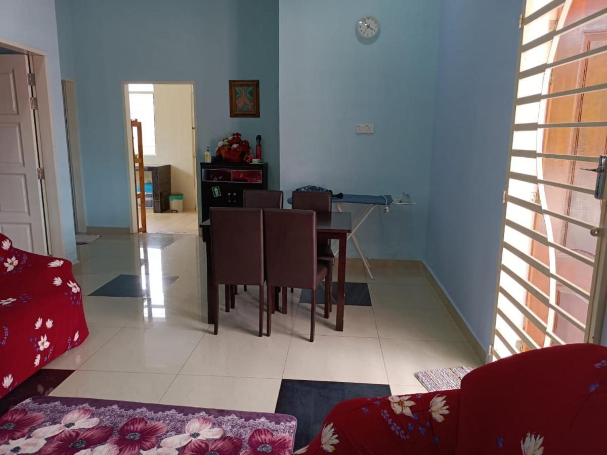 Bj Villa Homestay Kuala Terengganu Eksteriør billede